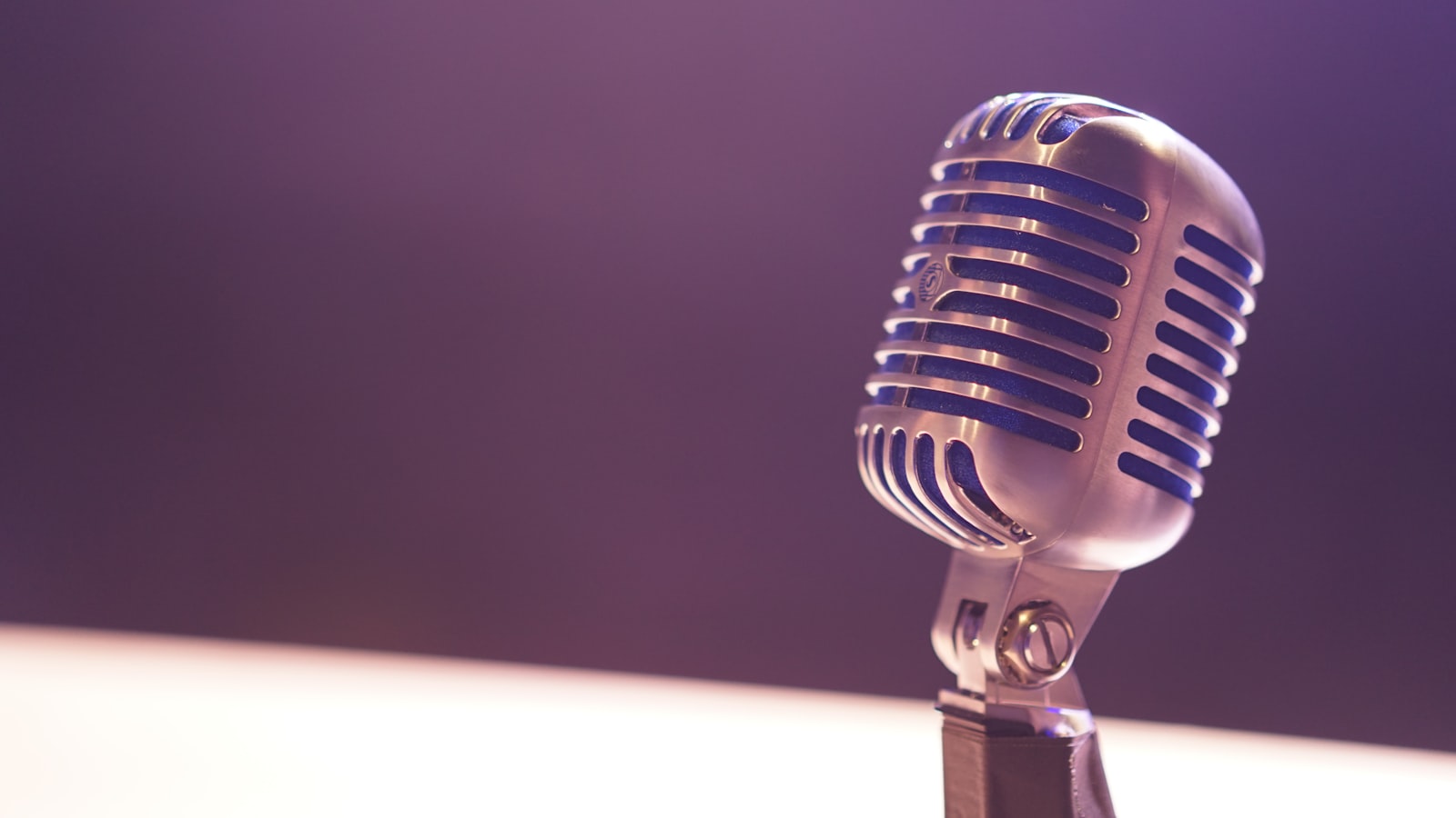 Home 10 Studio condenser microphone on a dark background